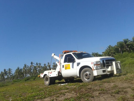 Grúas Gonzalez, Tepic - Puerto Vallarta, Las Fuentes, Tepeyac, 63715 Las Varas, Nay., México, Servicio de grúa | NAY