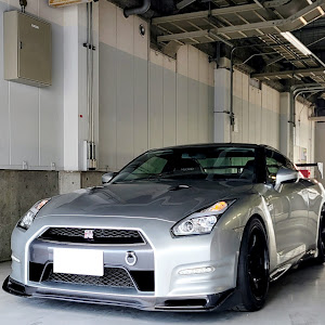 NISSAN GT-R R35