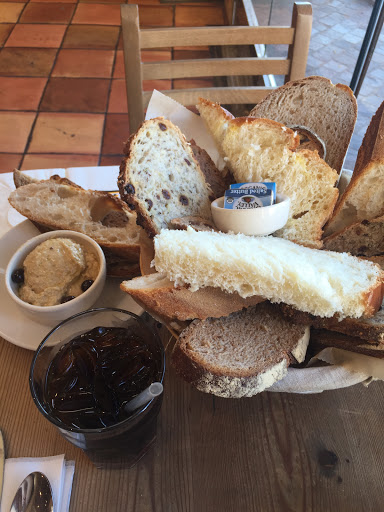 Belgian Restaurant «Le Pain Quotidien - Calabasas», reviews and photos, 4719 Commons Way, Calabasas, CA 91302, USA