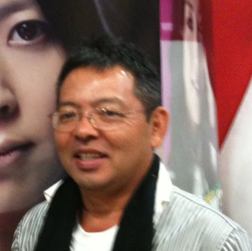 Hiroshi Akamine