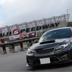 インプレッサ WRX STI GRB