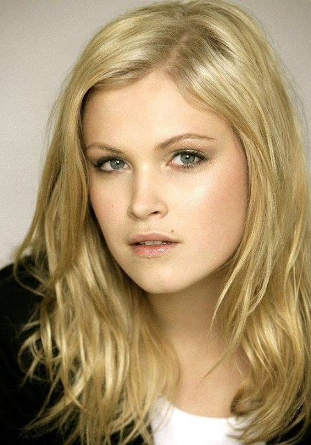 Eliza Taylor Profile Pics Dp Images