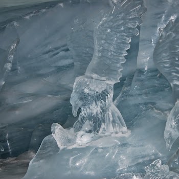 JUNGFRAUJOCH 04-08-2011 12-42-10.JPG