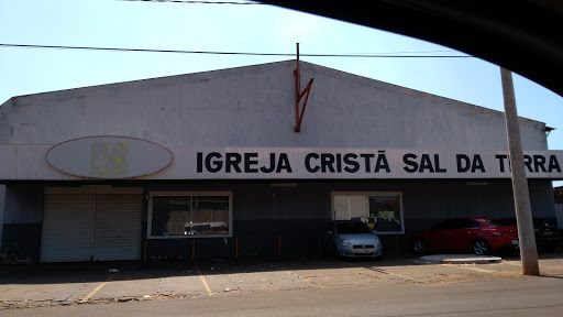 Igreja Cristã Sal Da Terra, Av. Dep. Daniel de Freitas Barros - Ipiranga, Ituiutaba - MG, 38302-066, Brasil, Local_de_Culto, estado Minas Gerais