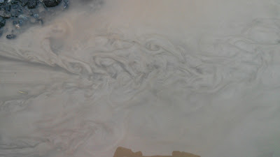 Flowing Stream Visualization Via Silt