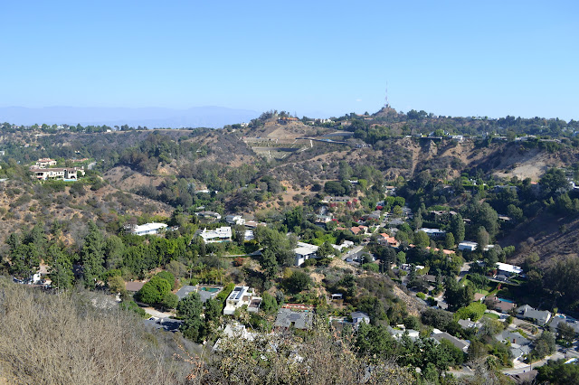 swimming pools and tennis courts, but only a few among the smaller houses