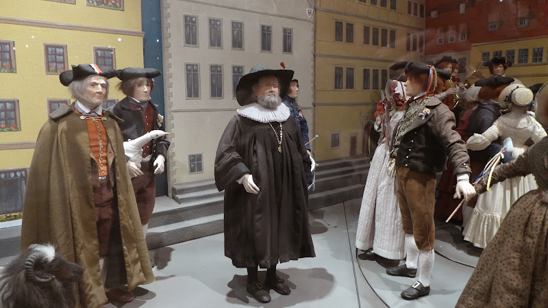 Ярмарки, замки, автомобили. Сказочная Бавария