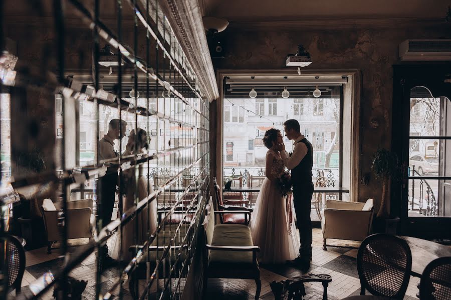 結婚式の写真家Denis Kostyuk (deniskostiuk)。2018 2月26日の写真