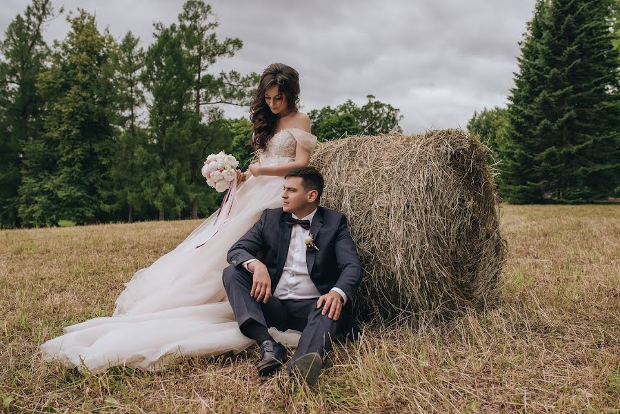 Wedding photographer Valeriya Yarchuk (valeriyarsmile). Photo of 12 July 2018