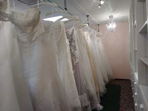 Bridal Shop «Pearl Bridal Boutique», reviews and photos, 3326 N 7th St, Phoenix, AZ 85014, USA