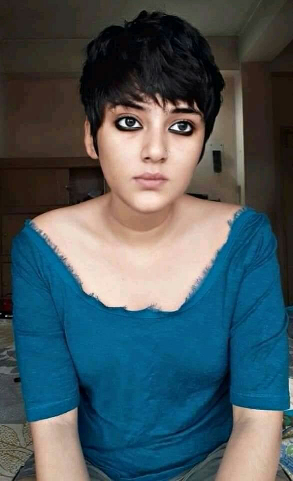 Mollywood celebs rocking short hair looks!​ | Times of India