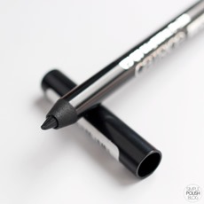 Catrice-Liquid-Metal-Gel-Eye-Pencil-1