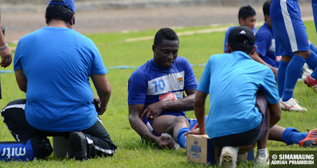 Moses Sakyi Persib Bandung