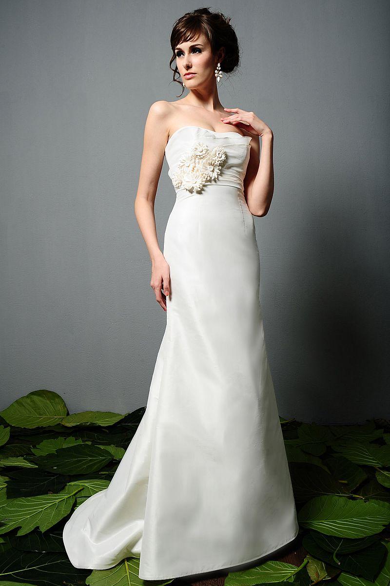 2011 Fall Designer Satin Floor length Empire Waist Strapless Wedding Gown