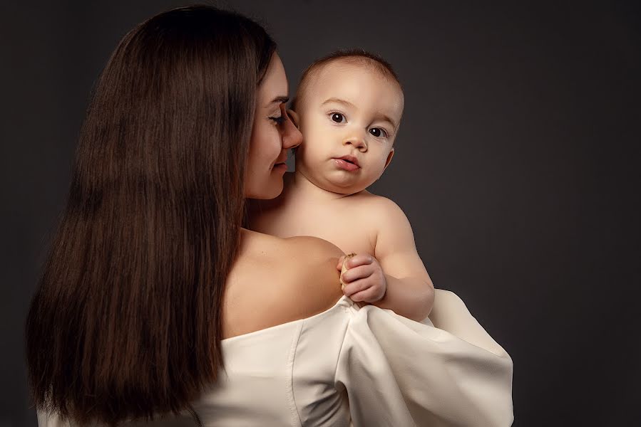 Wedding photographer Evgeniya Kutomanova (jennykuto). Photo of 5 November 2022