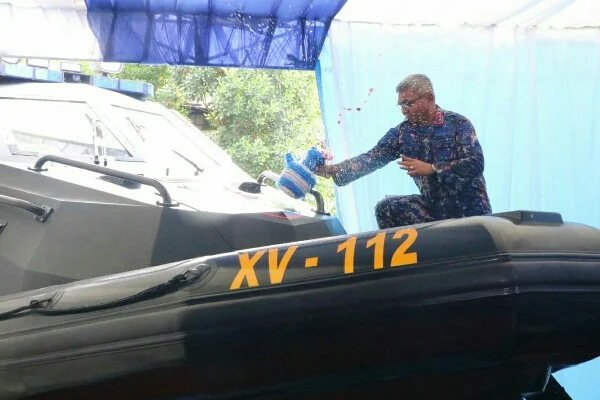 Kapolda Sulut Resmikan Penggunaan Kapal Karet RIB Milik Polairud MANADO, Humas Polda Sulut - Direktorat Polairud Polda Sulut ketambahan 2 armada kapal karet kaku (rigid hard tube inflatable) jenis RIB mesin 300 PK. (Foto istimewa)