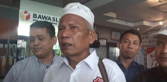 Damai Hari Lubis: KPK Jangan Cari Alasan Diamkan Kasus yang Diduga Melibatkan Hasto Damai Hari Lubis: KPK Jangan Cari Alasan Diamkan Kasus yang Diduga Melibatkan Hasto
