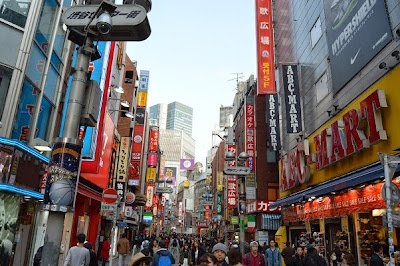 Tokyo: Asakusa, Torre de Tokyo, Ayuntamiento,  Yoyogi, Takeshita-Dori, Shibuya - Japón en 15 días-Hanami 2015 (17)