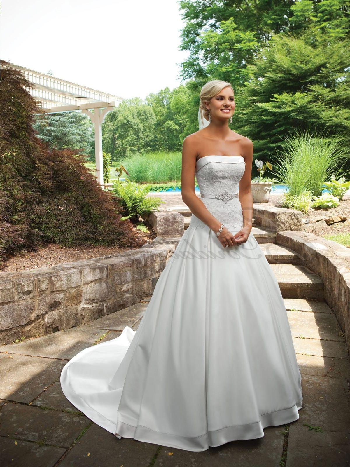 Ball Gown Satin Lace Dropped