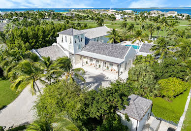 Maison avec piscine et jardin 14