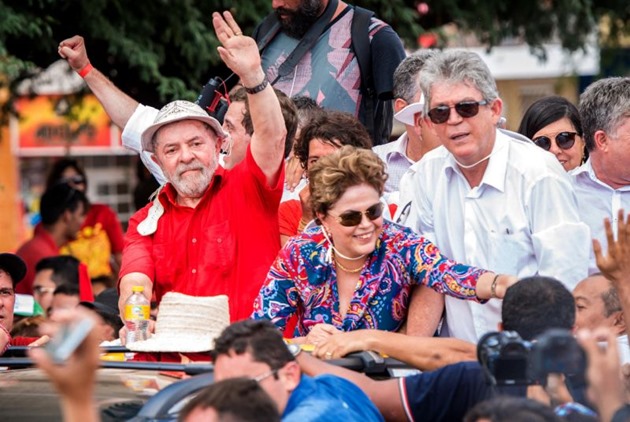 Eles que peçam a Deus para eu não ser candidato, diz Lula no Nordeste Eles que peçam a Deus para eu não ser candidato, diz Lula no Nordeste