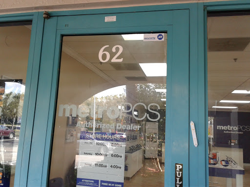 Cell Phone Store «MetroPCS Authorized Dealer», reviews and photos, 62 Indian Trace, Weston, FL 33326, USA