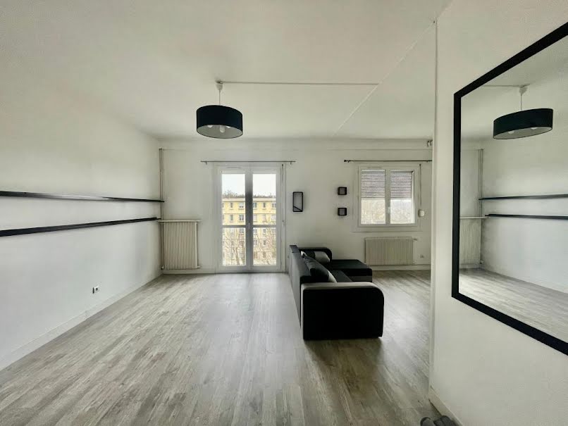 Vente appartement 4 pièces 63 m² à Compiegne (60200), 99 000 €