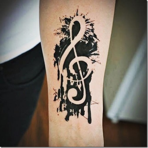clave_de_sol_monocromatica_en_el_brazo clave_de_sol_monocromatica_en_el_brazo