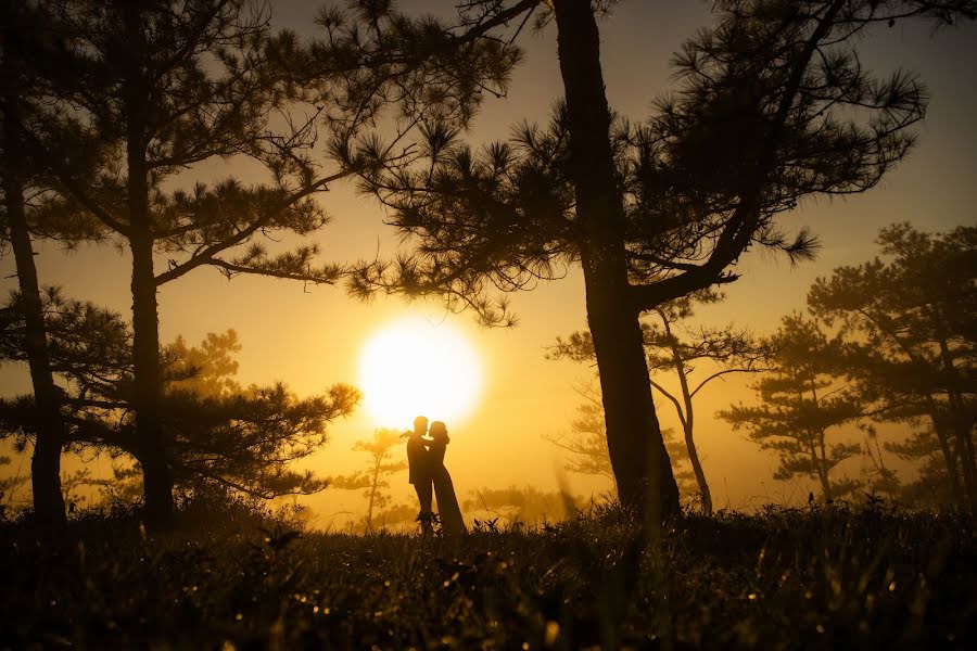 Fotógrafo de bodas Phạm Viết Phi (romstudios). Foto del 20 de agosto 2019