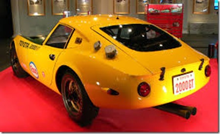 1966_Toyota_2000GT_02