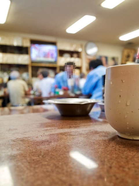 三ちゃん食堂の店内