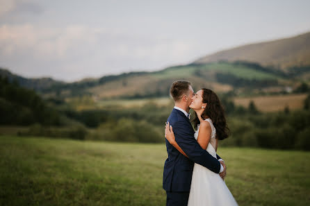 Photographe de mariage Jozef Závodník (dobrasvadba). Photo du 3 décembre 2021