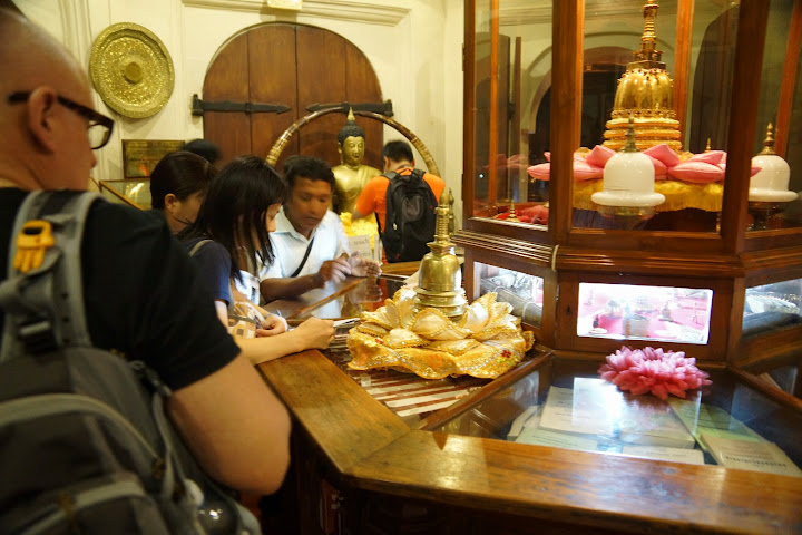 Шри-Ланка: на машине 1 100 км,  фото без комментариев, март-апрель 2013г.