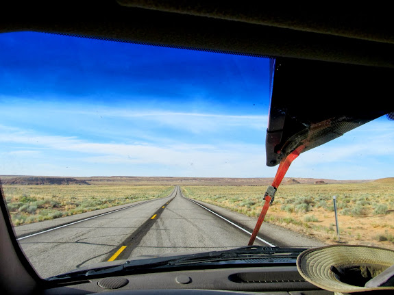 The drive to Goblin Valley