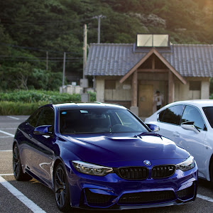 M4 クーペ F82