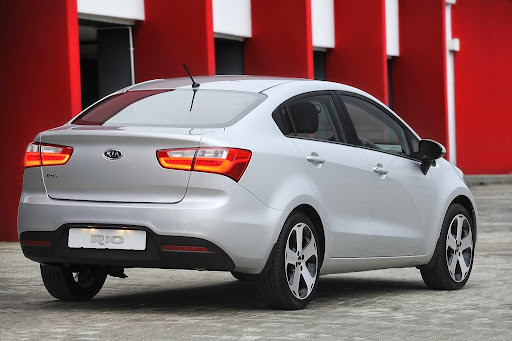 kia rio sedan 2013 price