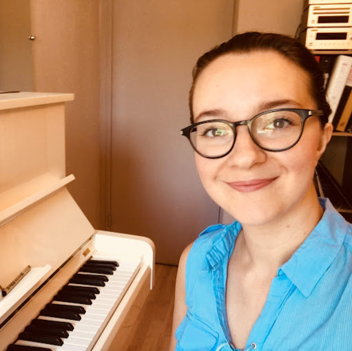 Cours de piano - Piano à Beaune -Yolande Kouznetsov logo