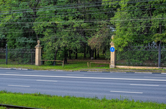 Технический въезд в парк Швейцария