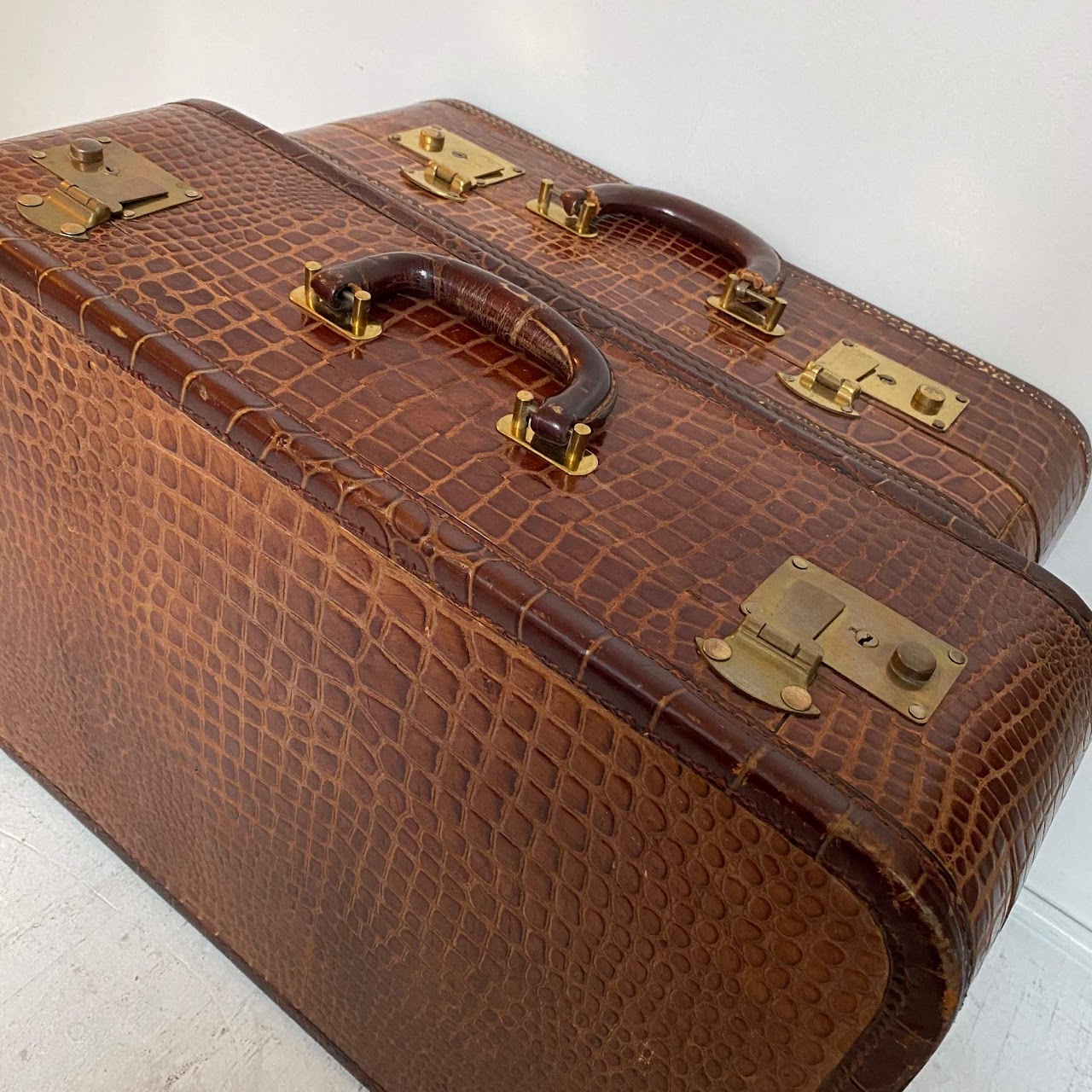 Cavanaugh Vintage Alligator Luggage Pair