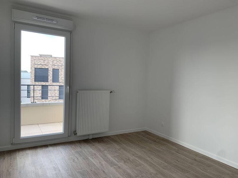 Location  appartement 2 pièces 42.43 m² à Bondy (93140), 970 €