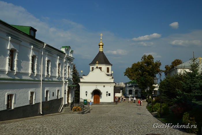 киево-печерская лавра пещеры