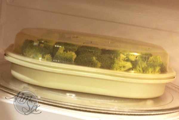 Steaming Broccoli in the Microwave