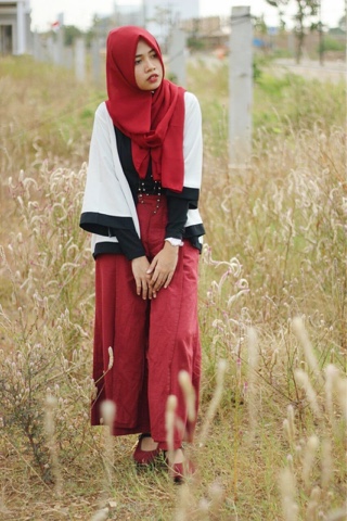 Ootd Hijab Celana Merah  Marun  Kulot Jilbab Zahwa