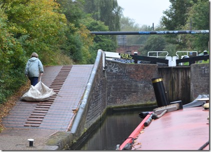 11 camp hill locks dragging dumpy bag