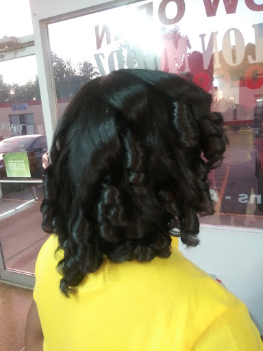 Salon Moodz Beauty Salon In Lithonia