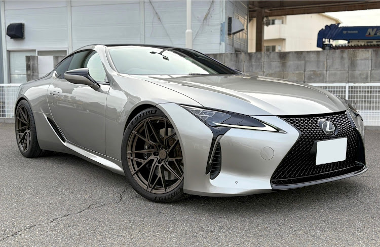 LCのT&T FORGED・ホイール交換・ドライブ・洗車に関するカスタム事例の投稿画像1枚目