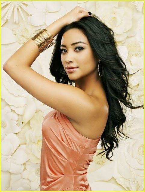 Shay Mitchell Dp Profile Pics