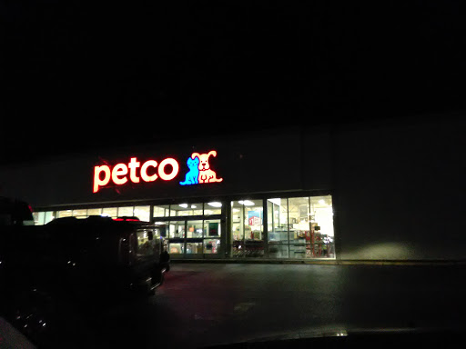 Pet Supply Store «Petco Animal Supplies», reviews and photos, 1960 Edinboro Rd, Erie, PA 16509, USA