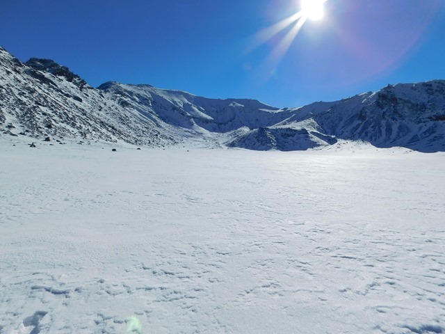 C086_NZ NI Tongariro Alpine Crossing_2018-06-08_DSCN1047