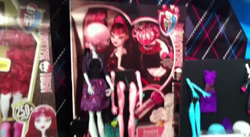 Monster High: ¿Próximos lanzamientos (2012) o FAKE?